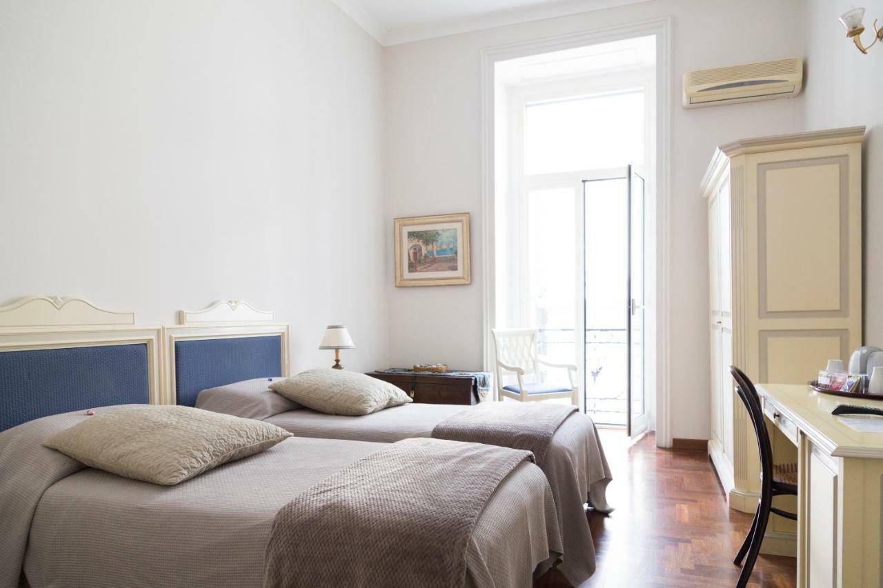 Bianchi Mediterranei B&B Неаполь Экстерьер фото
